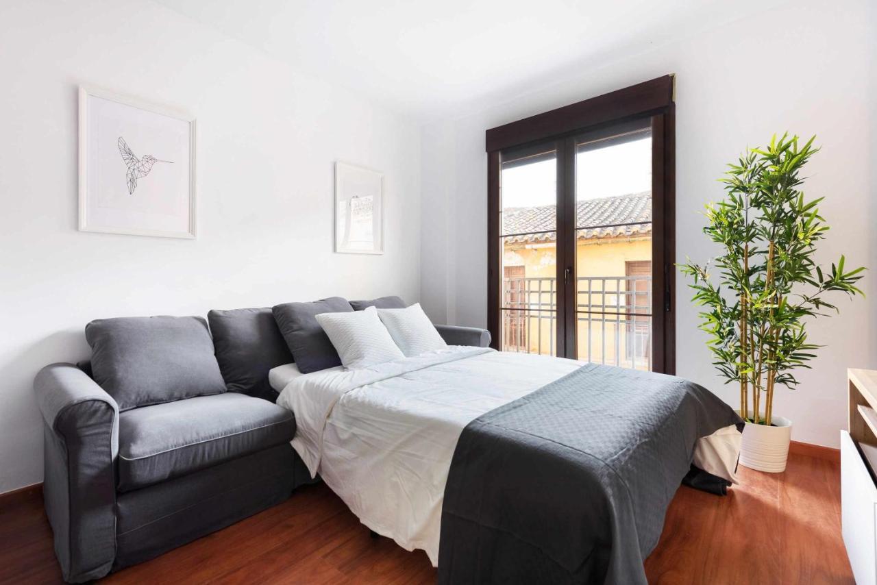 Pineapple Rosaleda 13 Lägenhet Málaga Exteriör bild